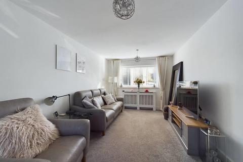 4 bedroom house for sale, Easedale Drive, Hornchurch