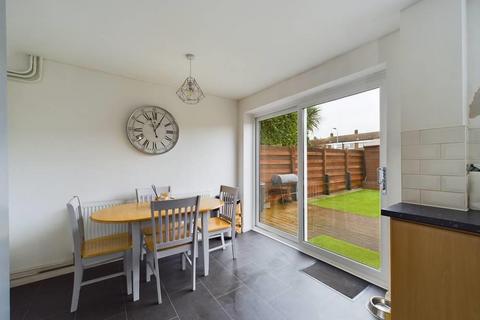 3 bedroom house for sale, Condor Walk, Hornchurch