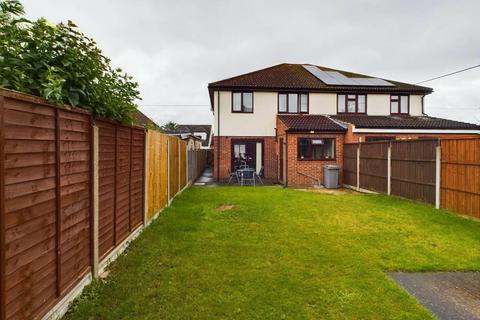 4 bedroom house for sale, Briscoe Road, Rainham