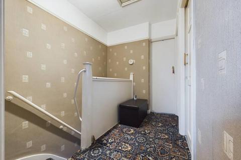 122 Lancaster Drive, Hornchurch, RM12 5SL