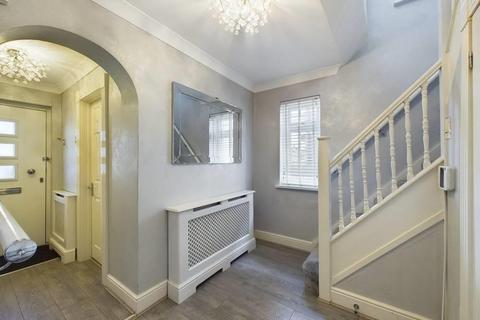 4 bedroom house for sale, Elms Farm Road, Hornchurch