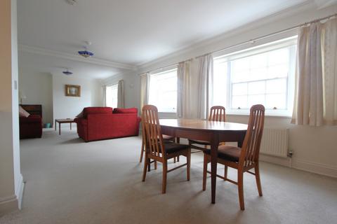 2 bedroom apartment for sale, Halliday Drive, Walmer, CT14