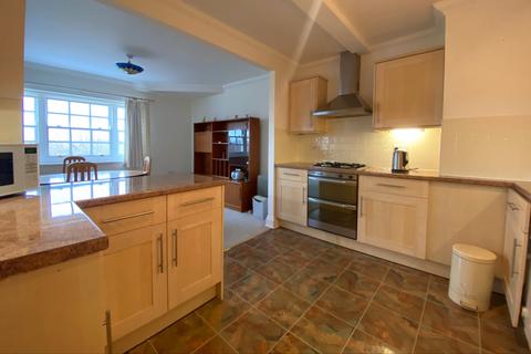 2 bedroom apartment for sale, Halliday Drive, Walmer, CT14