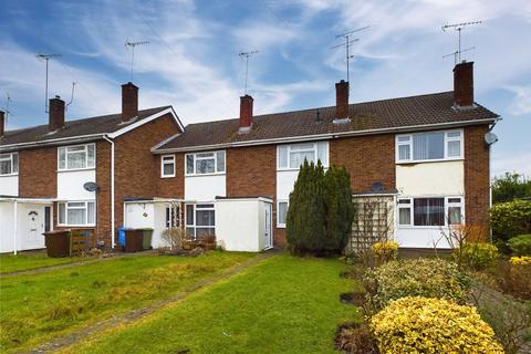 2 bedroom terraced house for sale, Derwent Close, Farnborough, Hampshire, GU14