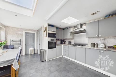 3 bedroom terraced house for sale, Crescent Road, Middlesbrough