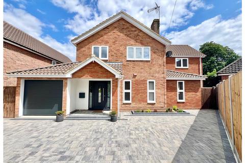 4 bedroom detached house for sale, Purcell Cole, Writtle, Chelmsford