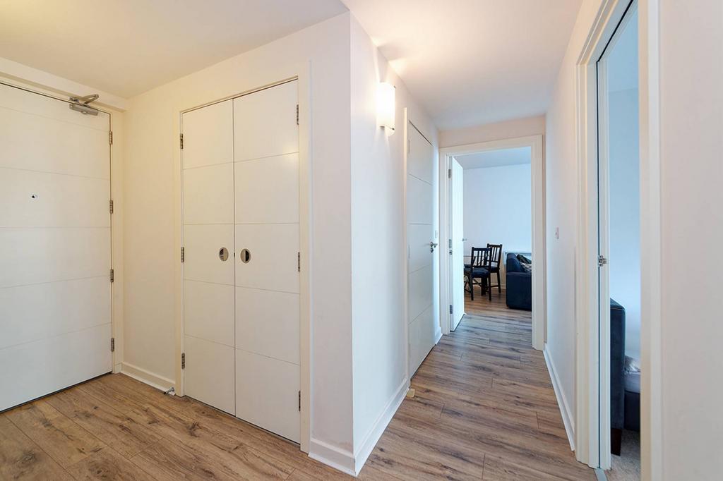 MFL0243020 666.jpg