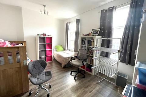 3 bedroom property for sale, Hanover Road
