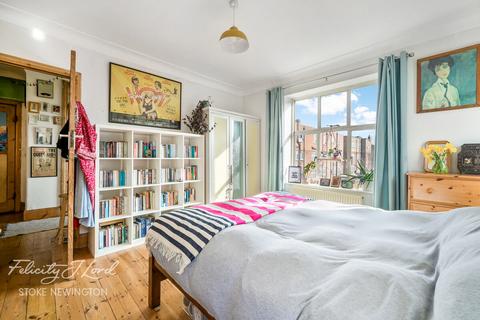 2 bedroom flat for sale, Cazenove Road, London N16