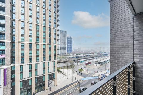 2 bedroom flat to rent, Nautilus Apartments, Fortunes Dock, Canning Town, London, E16