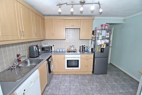 2 bedroom end of terrace house for sale, Windermere Close, Flitwick