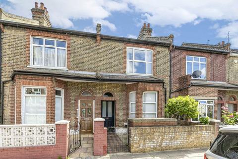 1 bedroom flat to rent, Fircroft Road, London SW17