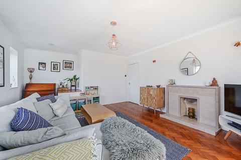 2 bedroom maisonette for sale, Upper Brighton Road, Surbiton KT6