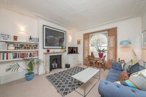 2 bedroom flat for sale, Stonefield Street, London N1