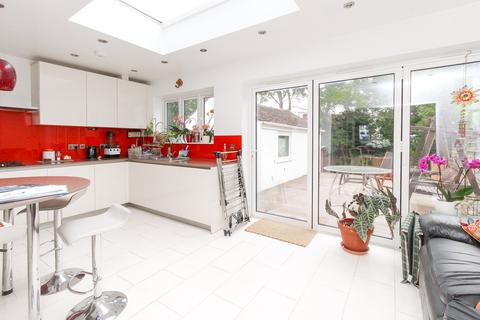 4 bedroom semi-detached house to rent, Penshurst Gardens, Edgware, Middx, HA8