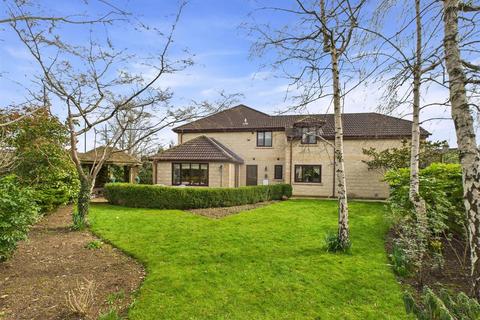 5 bedroom detached house for sale, Bristol Road, Chippenham SN15