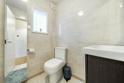 2 bedroom flat for sale, Caistor Mews, Balham