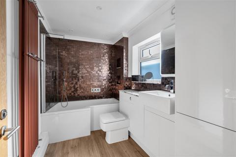 34 Birkbeck Road, Sidcup, DA14 4DE