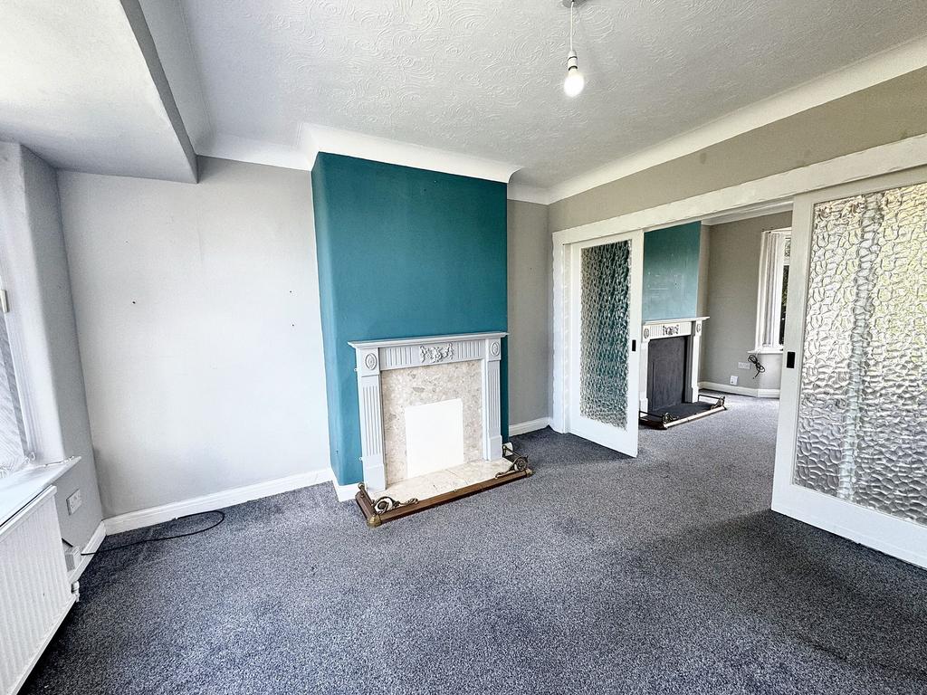 Sitting/Dining Room
