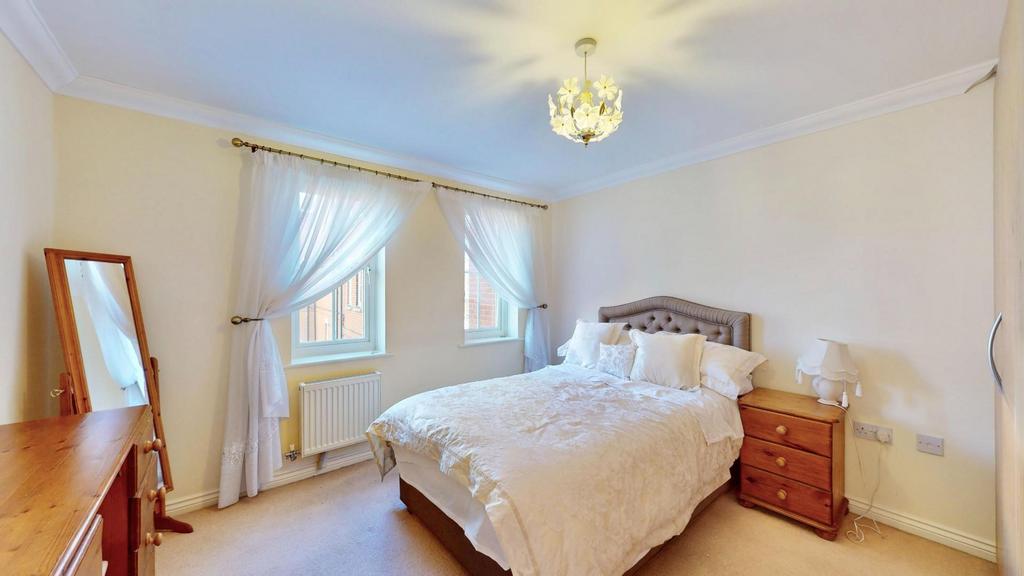 Flat-20-Nacton-Court-Hevingham-Drive-Chadwell-Heat