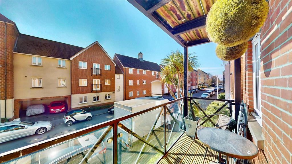 Flat-20-Nacton-Court-Hevingham-Drive-Chadwell-Heat