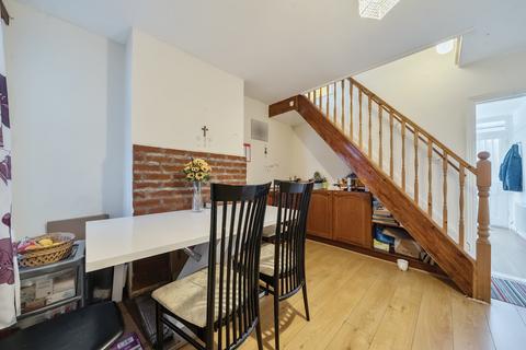 2 bedroom terraced house for sale, Brighton Road, Watford WD24 5HW