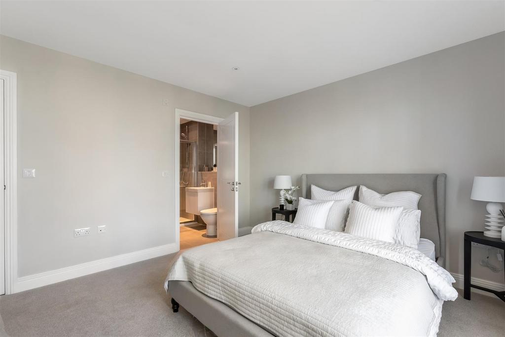 Principal Bedroom
