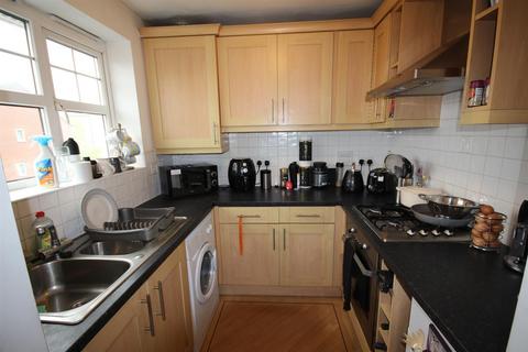 2 bedroom flat to rent, Black Eagle Court , Burton upon Trent DE14