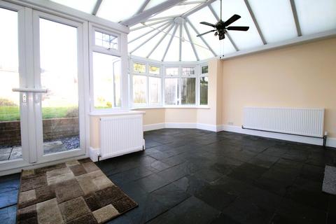 29 Kerry Drive, Upminster, RM14 1JB