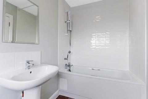 undefined, Kenmore Drive, Bristol BS7