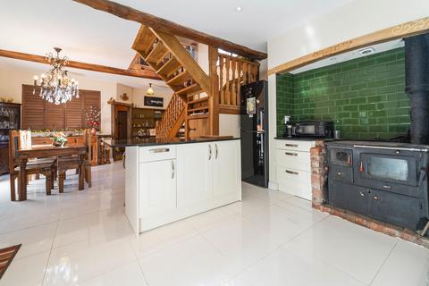 3 bedroom barn conversion for sale, The Halesend Halesend Grittles End Storridge Malvern, Herefordshire, WR13 5EW