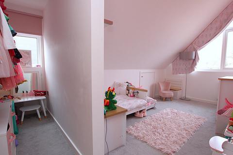 62 Brampton Road, Oakdale, Poole, BH15 3RF