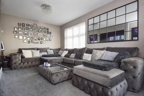 2 Cooper Drive, Herne Bay, CT6 5FF