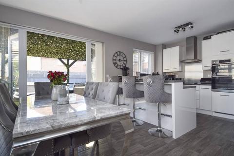 2 Cooper Drive, Herne Bay, CT6 5FF