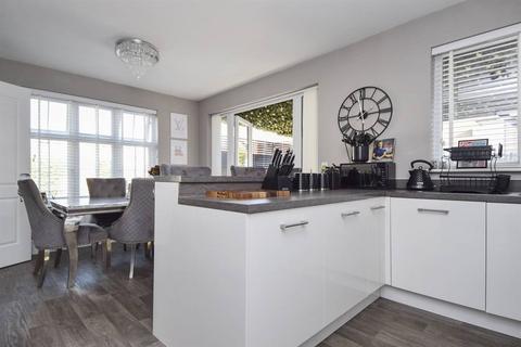 2 Cooper Drive, Herne Bay, CT6 5FF