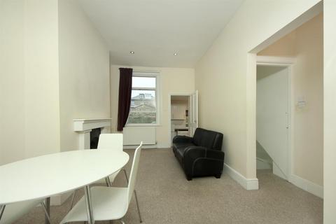 1 bedroom flat to rent, Broughton Road, W13