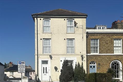 1 bedroom flat to rent, Milton Road, Gravesend