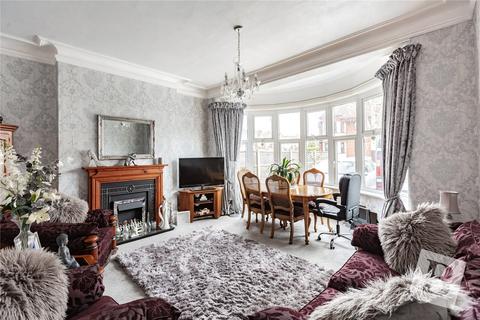 1 bedroom apartment for sale, Whitefriars Crescent, Westcliff-on-Sea, Essex, SS0