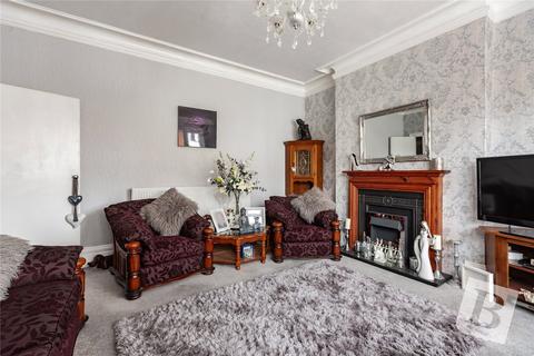 1 bedroom apartment for sale, Whitefriars Crescent, Westcliff-on-Sea, Essex, SS0