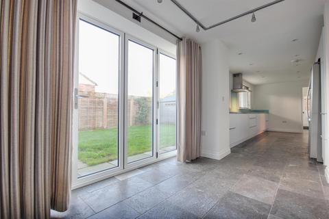 4 bedroom detached house for sale, Main Street, Etton, Beverley