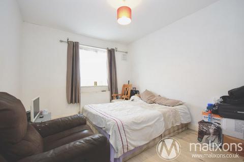 2 bedroom flat for sale, Wychwood Avenue, Thornton Heath CR7