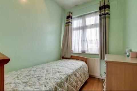 3 bedroom house for sale, Fieldend Road, London SW16