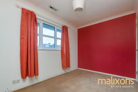 162 Lowry Crescent, Mitcham, CR4 3QU