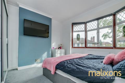 7 Pembroke Road, Mitcham, CR4 2LJ