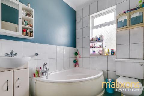 7 Pembroke Road, Mitcham, CR4 2LJ