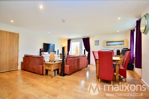 Flat 4, Clover Lodge Talbot Close, Mitcham, CR4 1FE