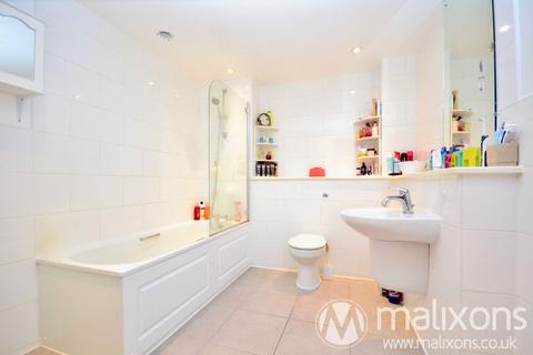 Flat 4, Clover Lodge Talbot Close, Mitcham, CR4 1FE