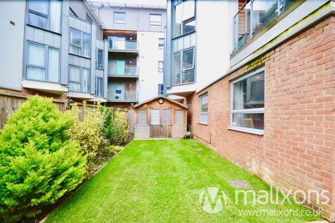 Flat 4, Clover Lodge Talbot Close, Mitcham, CR4 1FE