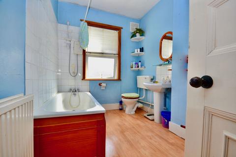 5 Semley Road, London, SW16 4PS