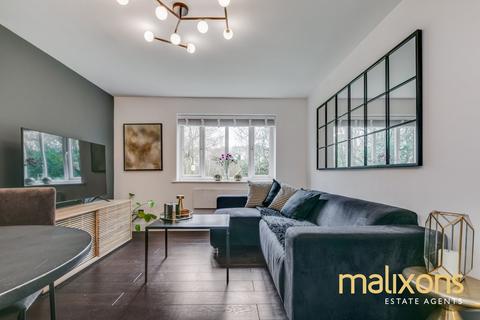 33 Fairfield Close, Mitcham, CR4 3RE